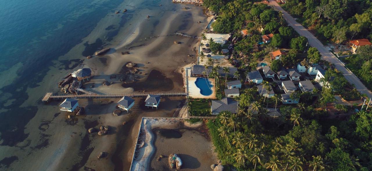 The Pier Phu Quoc Resort Esterno foto
